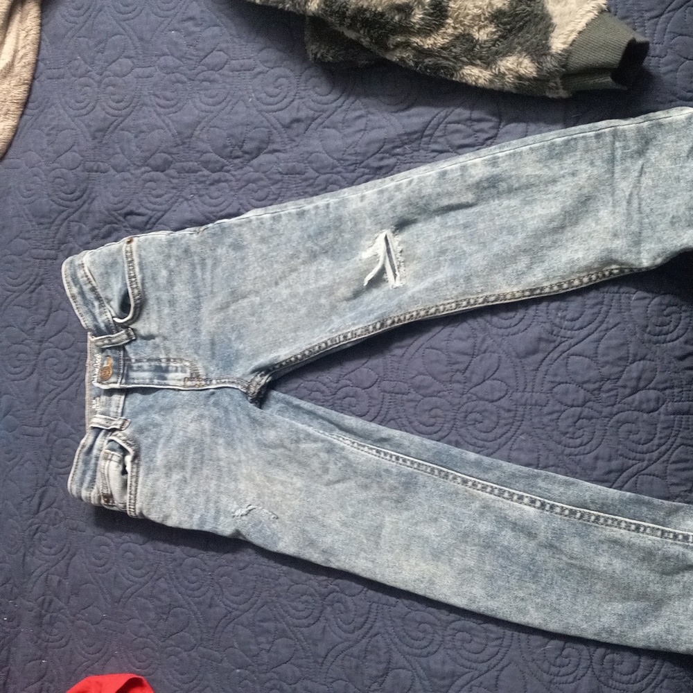 Boys size 6 pants